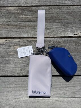 Lululemon Dual Pouch Wristlet Riverside/Faint Lavender blue purple NWT large